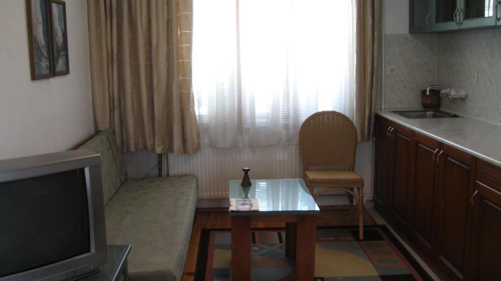 Guest House Voyno ドブリニシュテ エクステリア 写真